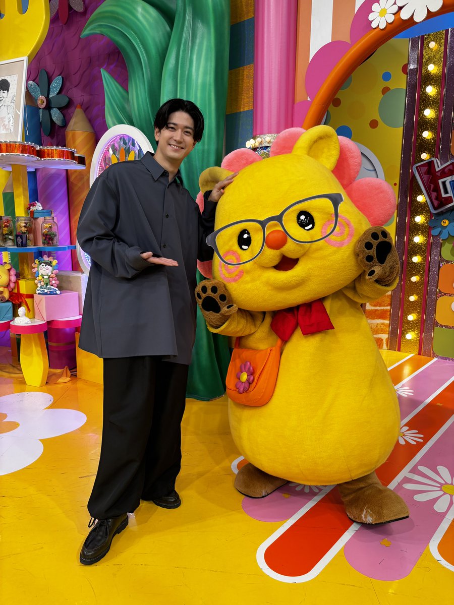 hirunandes_4ntv's tweet photo. 今日は
#中島裕翔 ナンデス
が来てくれるンデス🥰

松尾ナンデスに負けないように愛を伝えるンデス🩵

#ヒルナンデス
#HeySayJUMP https://t.co/BKtfDU1N9H
