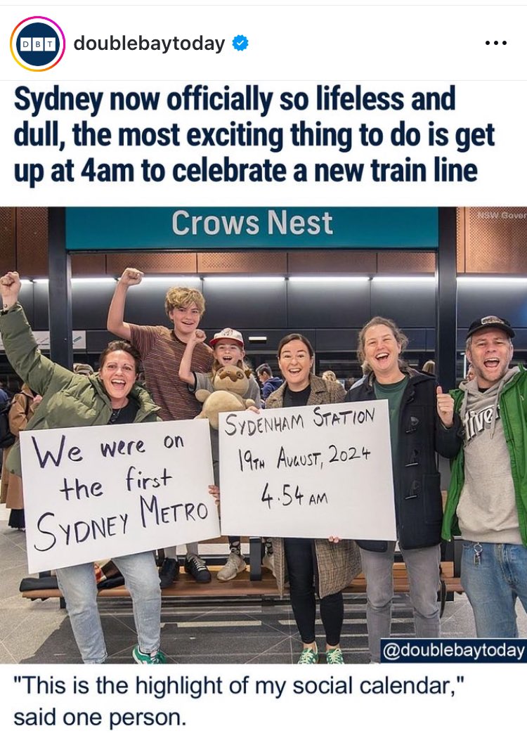 OzKitsch's tweet image. 