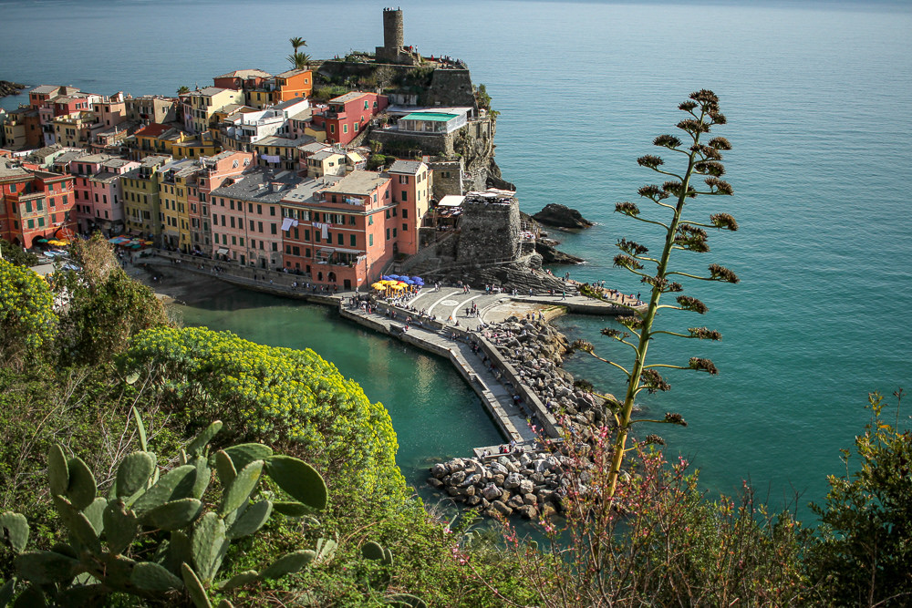OfertasASolo's tweet photo. Una ruta por 22 pueblos de la Riviera Italiana en Liguria (a cual más bonito) https://t.co/rDKX5IzUKh https://t.co/3GtVjzsQG7