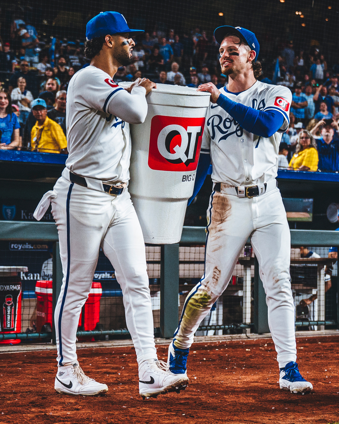 Royals's tweet photo. Nobody will remember:
- Your salary
- How busy you were
- How many hours you worked

People will remember:
- The Big Q https://t.co/zWuxborOi9