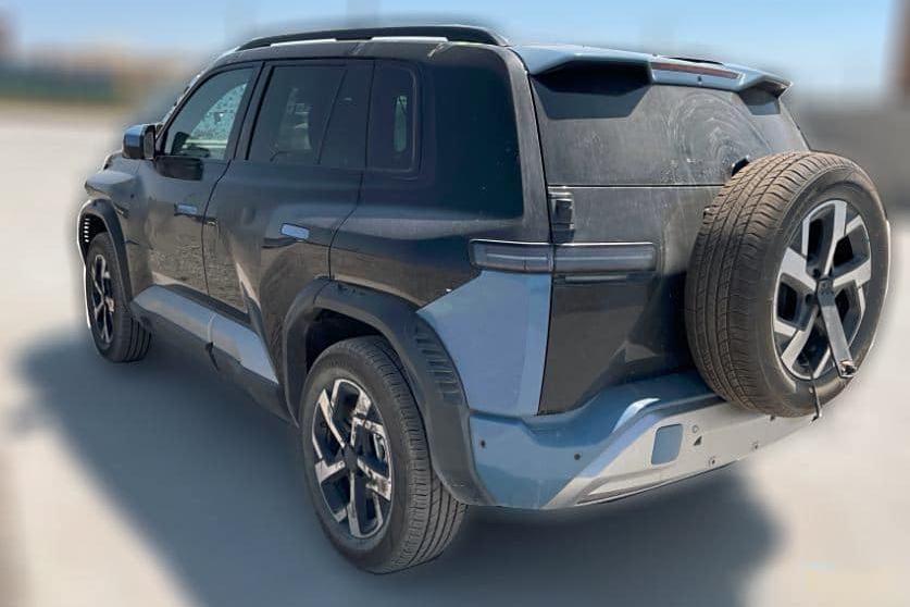 EVNewsAustralia's tweet photo. BYD’s 330kW electric RAV4 rival spotted for the first time https://t.co/qvmxe4vmvF #evowner #transportation https://t.co/4ArFsBE4Fx