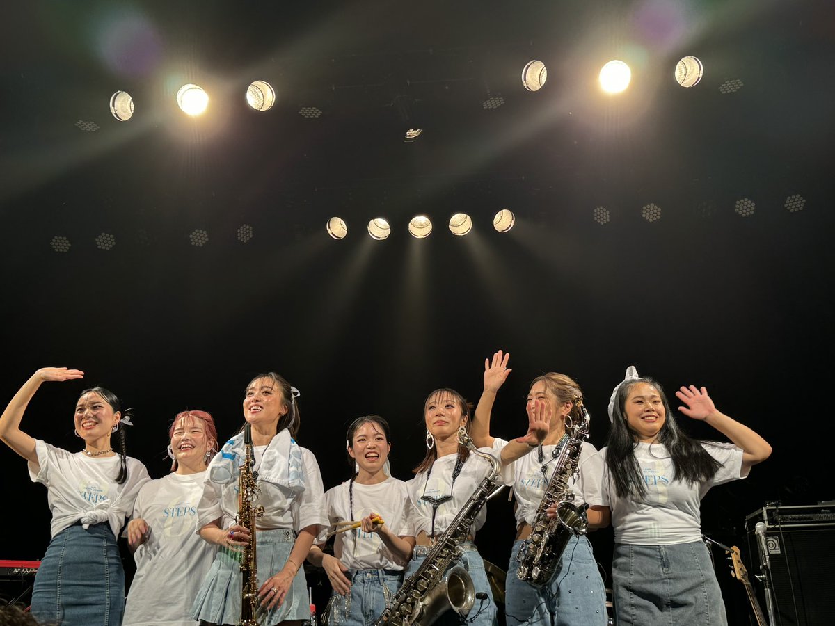 s_ma_kun's tweet photo. 8/19(月)cube garden
THE JAZZ AVENGERS Live 2024 ~8 STEPS~
パワフルで華麗な音色
トークはかわいく
素敵なライヴでした
今回も撮影OK時間いただけたので撮りました
また、会えるの楽しみにしてます
#THEJAZZAVENGERS
#ジャズアベ
#8STEPS
#cubegargen https://t.co/chBygyV4NC