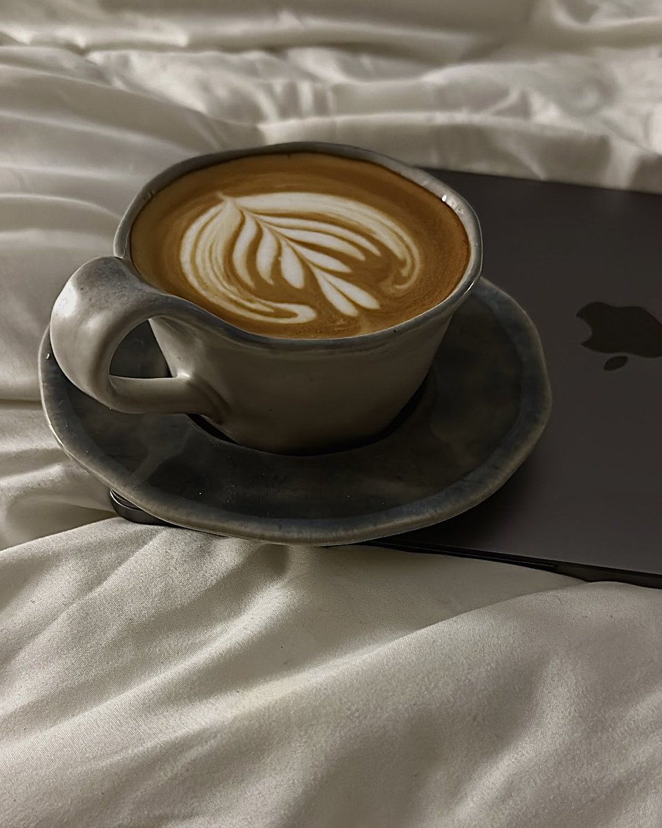 iahuod1's tweet photo. صباح الخير ✨☕️. https://t.co/vB3KwAkQXs