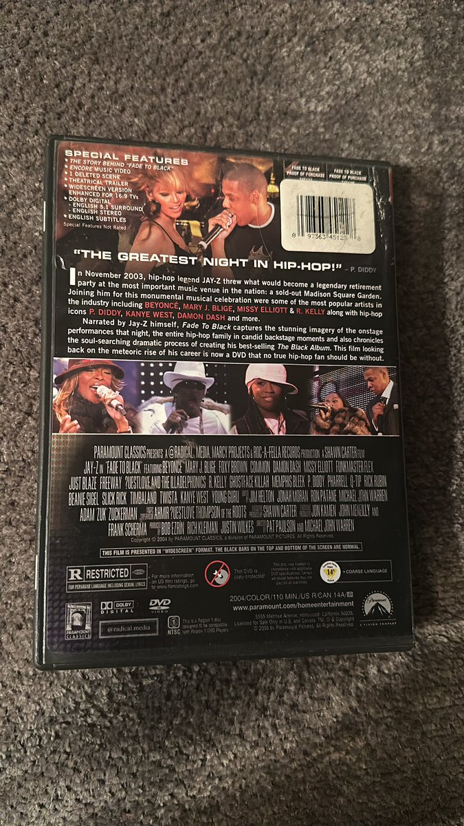 steven_v_lv's tweet image. Cleaning out my garage and found this gem @TheRocSupremacy 🙌🏼

#FadeToBlack