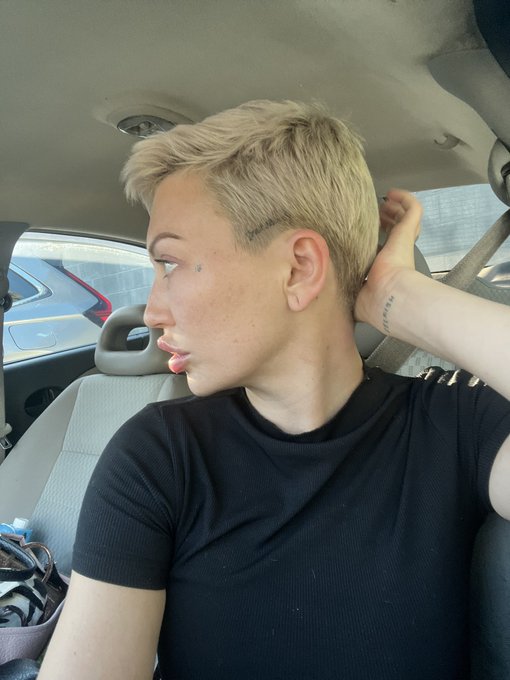 Getting your head shaved is so intimate&hellip; is it wrong that I want to tip my barber with a blow job when