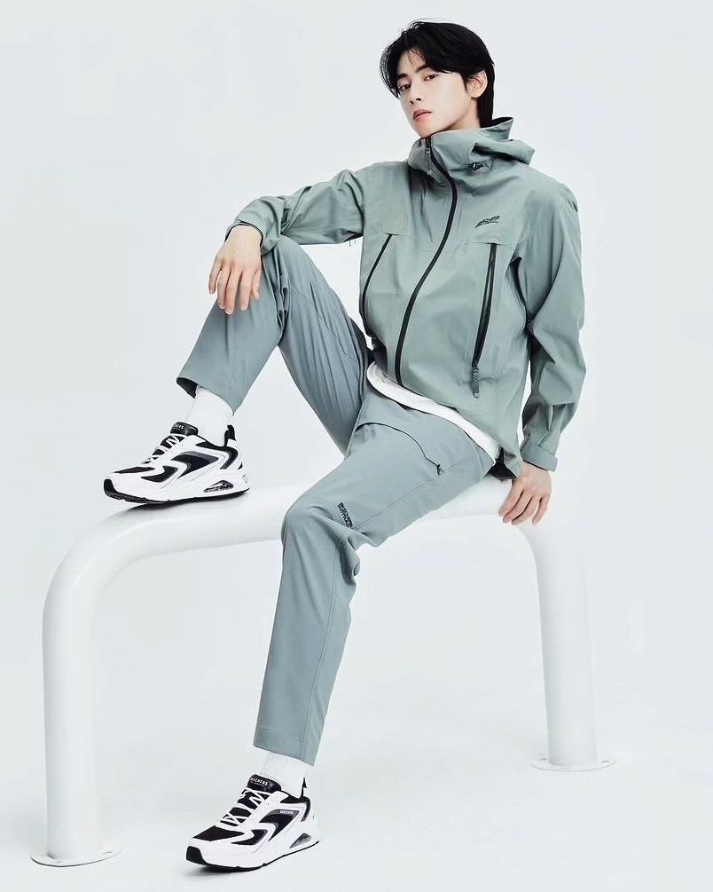 dppew18's tweet image. #chaeunwoo x #skechersth 
#embassador #AROHA