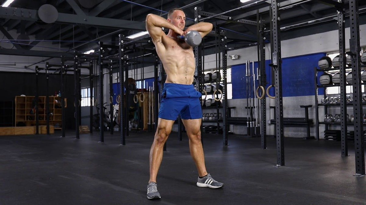 reisquarteu's tweet image. #Kettlebell #HighPull – Como Fazer E Que Músculos Trabalha: planetacrossfit.com/kettlebell-hig… #Fitness #CrossFit
