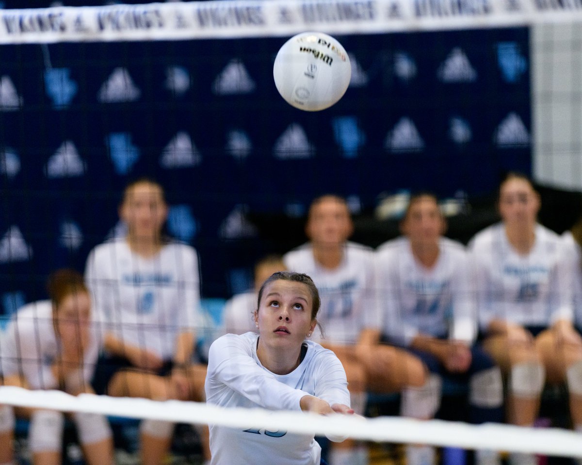 timhalephoto's tweet image. It took four sets, but @upvball remains undefeated (3-0) after defeating #northwood tonight, 3-1. See more images at linktr.ee/tlhphoto.
@NikonUSA @thinkTANKphoto @CameraBits @Zenfolio @MooreSchools @NCHSAA