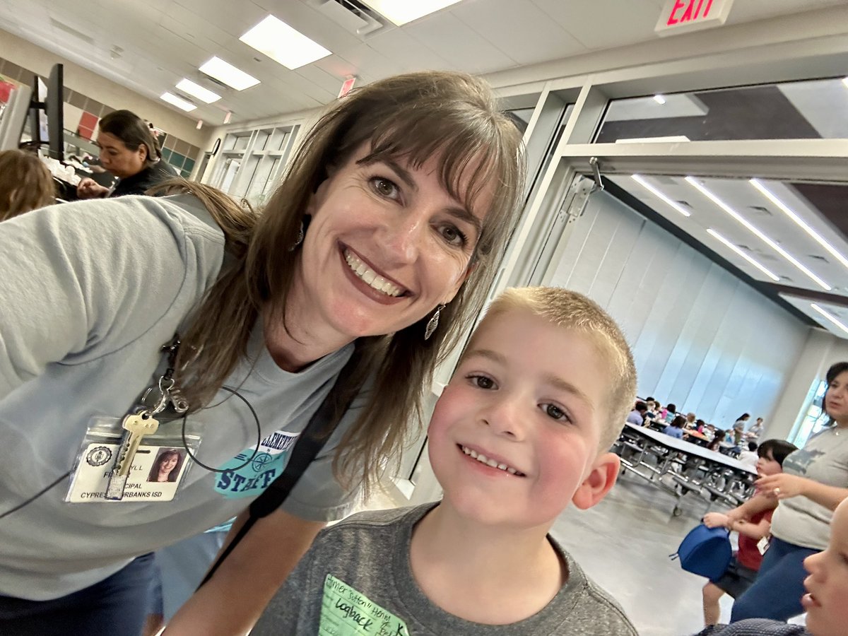 emilyhelenhenry's tweet image. First day of Kindergarten for Sutton! The first thing he told us when we picked him up was “I LOVE KINDERGARTEN!!” Excited for a wonderful year as a Wells Explorer! #ExploreWells @cfisdwells