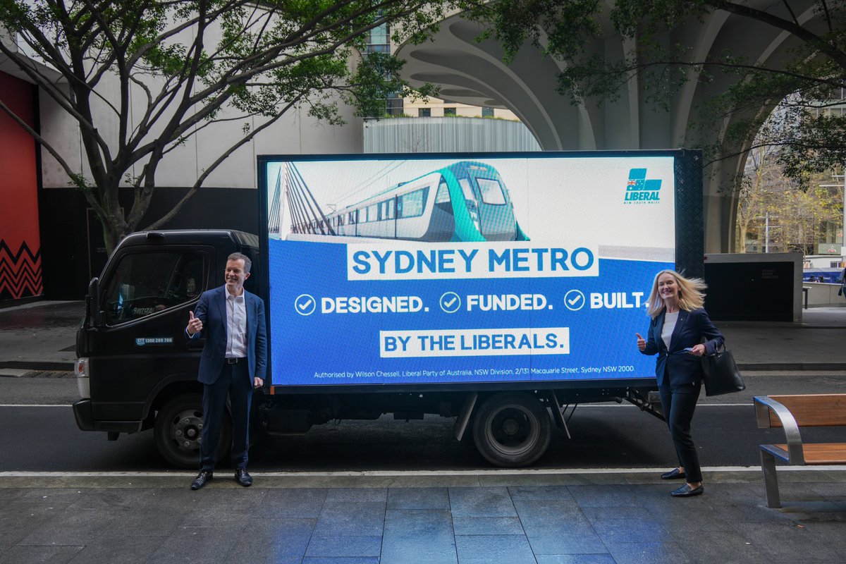 STTAdvertising's tweet image. Great working with the #Marketing team on this one, #LPA taking the opportunity to remind the public who funded and built The Sydney Metro. #technology  #DigitalAssets