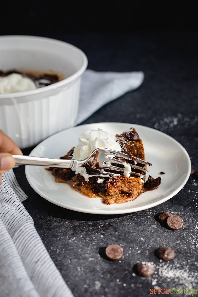 Enjoy this rich and decadent Chocolate Bread Pudding 🍫 in just 30 minutes! Super easy to make in your air fryer, instant pot or oven! spicecravings.com/chocolate-brea…