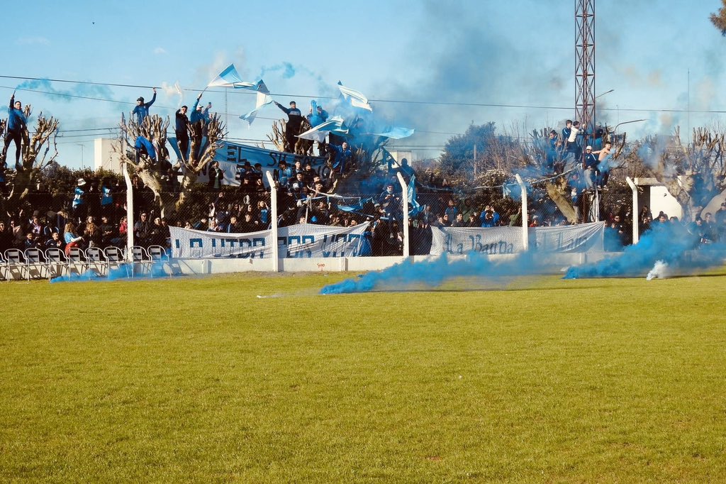 ⭐️LOS ANDES CAMPEÓN 2023⭐️
1 año de la última estrella 
1 año del fútbol champagne en una final 
1 año del delirio total 
1 año donde le usamos los árboles de tribuna 
1 año de donde todos fuimos felices 

Que todo se repita 🇸🇲🇸🇲🇸🇲