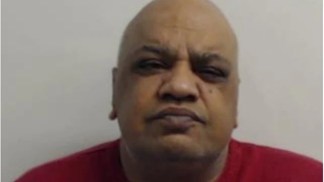 NotFarLeftAtAll's tweet photo. Serial rapist given life sentence for attacking more women

Mohammed Akram, 64, won a legal battle to stop police checking on him but continued abusing women, the High Court in Glasgow heard.

https://t.co/ncxVNUoVb5 https://t.co/XhiYMxqu8o