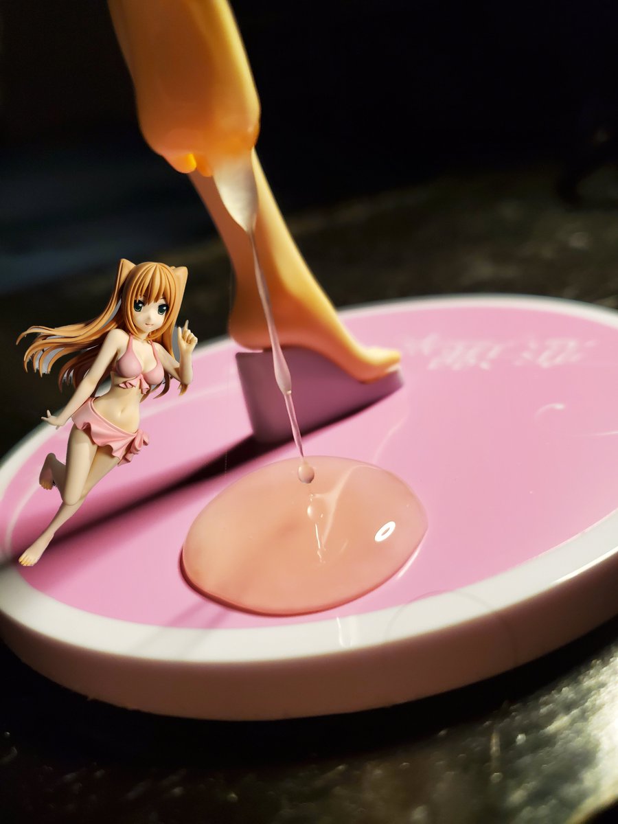 figgyfeets's tweet photo. Does my cummy look yummy?? 😋
#chisatosumiyoshi #koichoco #koitosekyotochocolate #barefootfigure #figurebukakke #cumonfeet #フィギュアぶっかけ https://t.co/bXMwzXHd3L