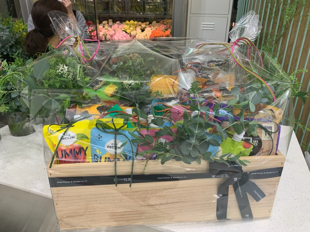 2020.06 18
성운이 Get Ready 엠카 2주차!
CJ간식으로 가득채운 간식박스~~
박스밑에 새콤달콤 가득채운거 기억나니? ㅎ