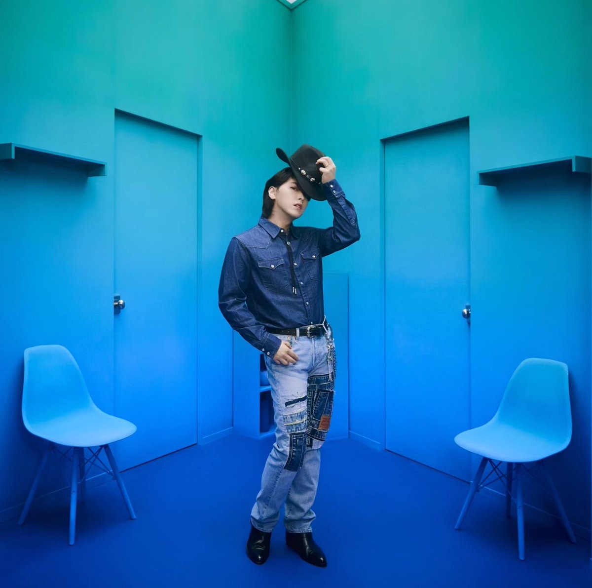 성민, 알고보니 혼수상태 손잡았다.
22일 '요.요.요' 컴백[공식]
naver.me/xFLV1yJI

#Sungmin #YOYOYO
#성민 #트로트 #요요요
#ソンミン #よよよ