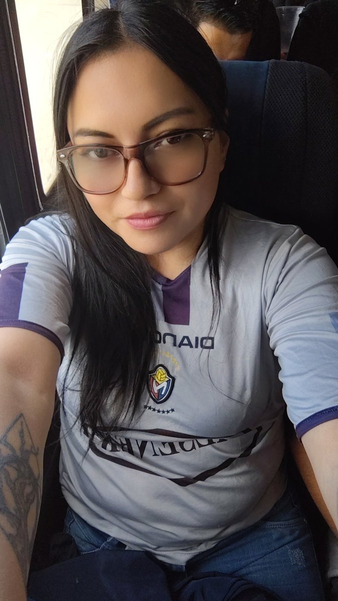 graceposso89's tweet photo. @TigrismoEC Me gusta la camiseta negra https://t.co/RfBxoRGmST
