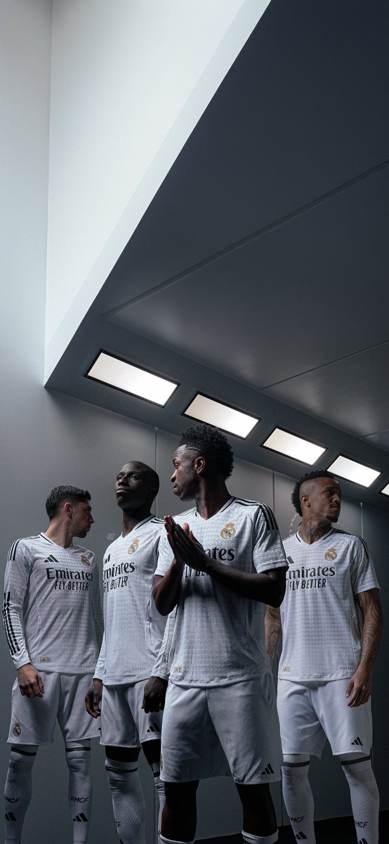 damii_marco's tweet photo. 🚨60 wallpapers all Madridistas must have! 🫡😌🤍 https://t.co/8jYKuBj6H2