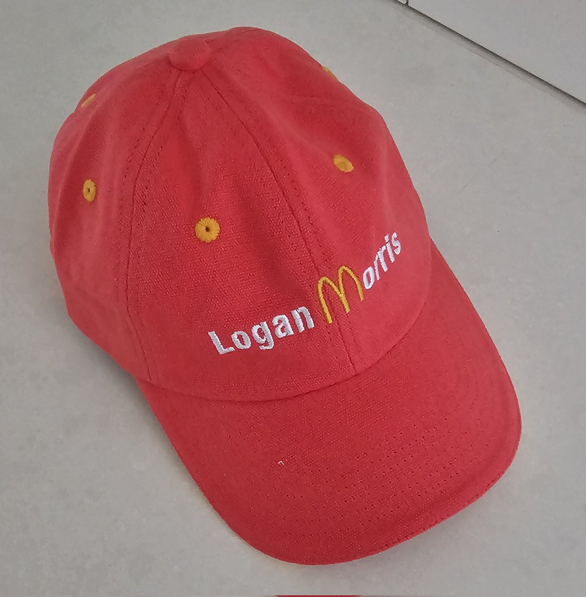 Vossy017's tweet photo. Just in time for hat season here in Queensland @DOMfay @MichaelWhiting
Would you like fries or a McFlurry with that?
#mcmorris https://t.co/Y8cmOxXXwE
