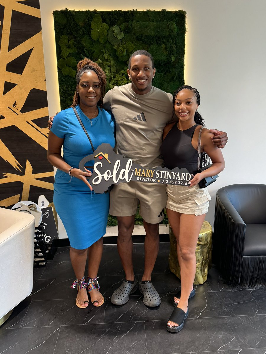 iKandi the Realtor 👑 (@ikandi22) on Twitter photo Congratulations to <a href="/themikepenix/">Mike Penix Jr.</a> on his first home in #Atl #Falcons #Riseup #ATL_REALTOR Congratulations to <a href="/themikepenix/">Mike Penix Jr.</a> on his first home in #Atl #Falcons #Riseup #ATL_REALTOR