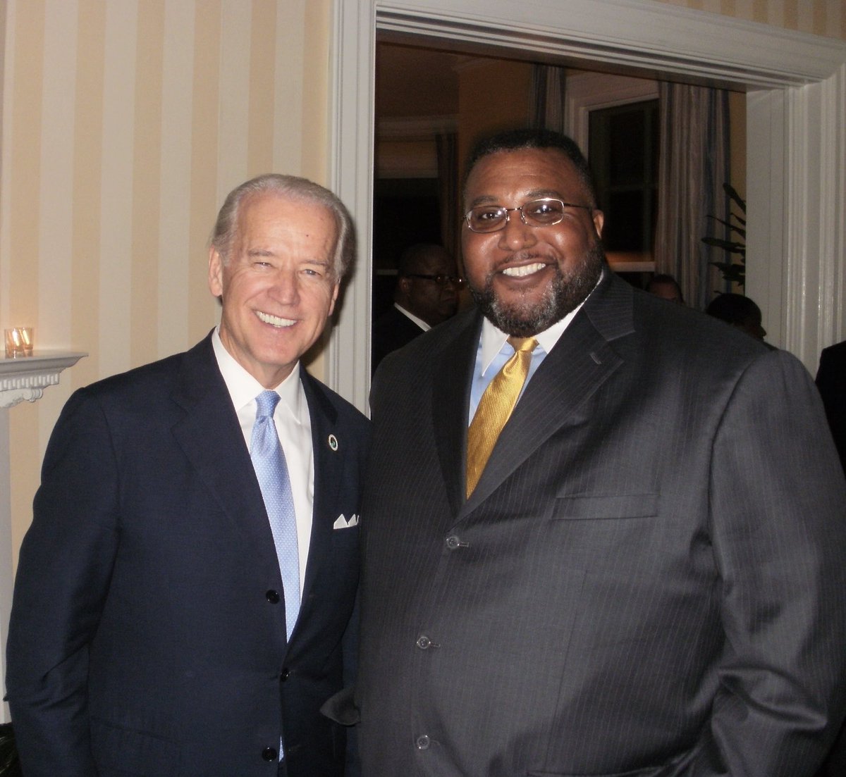 Cedric B. Glover tweet media