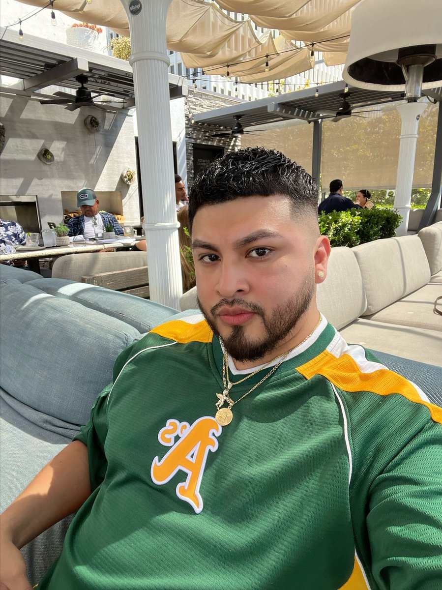 fuckinmichael's tweet photo. https://t.co/upf8aB7Ns1