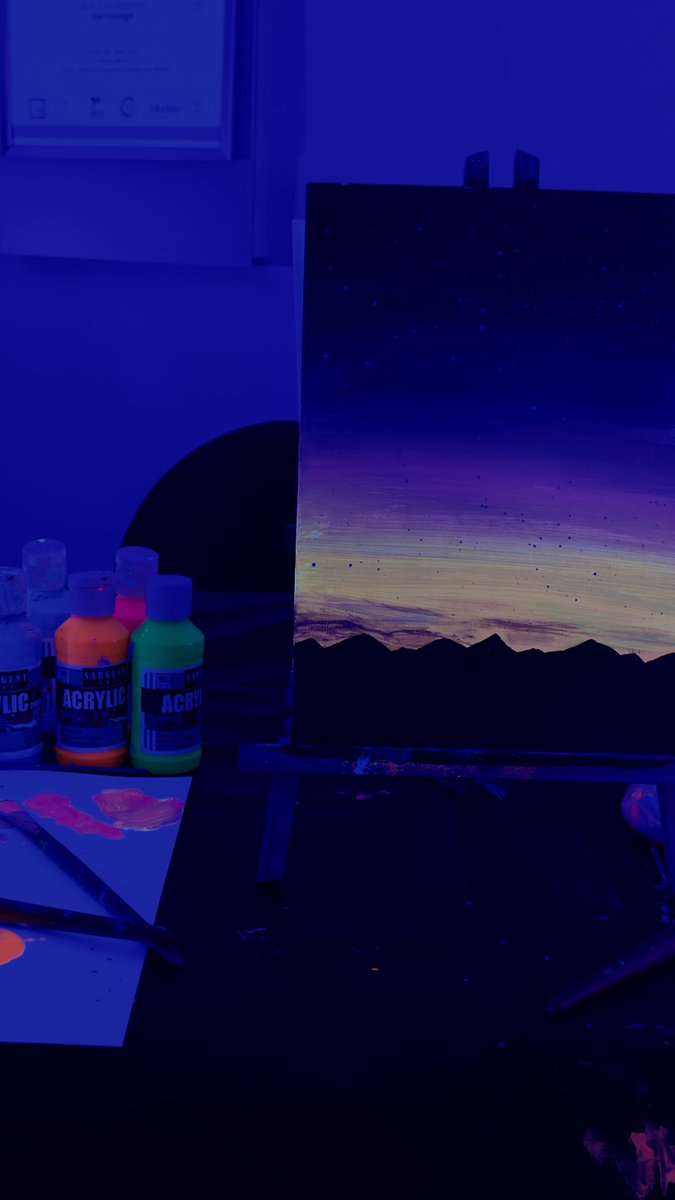 S_Harmoudi's tweet photo. PAINT IN THE DARK 🎨' https://t.co/qsjCSarrYO
