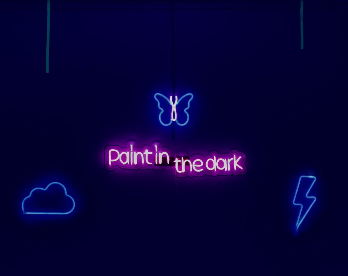 S_Harmoudi's tweet photo. PAINT IN THE DARK 🎨' https://t.co/qsjCSarrYO
