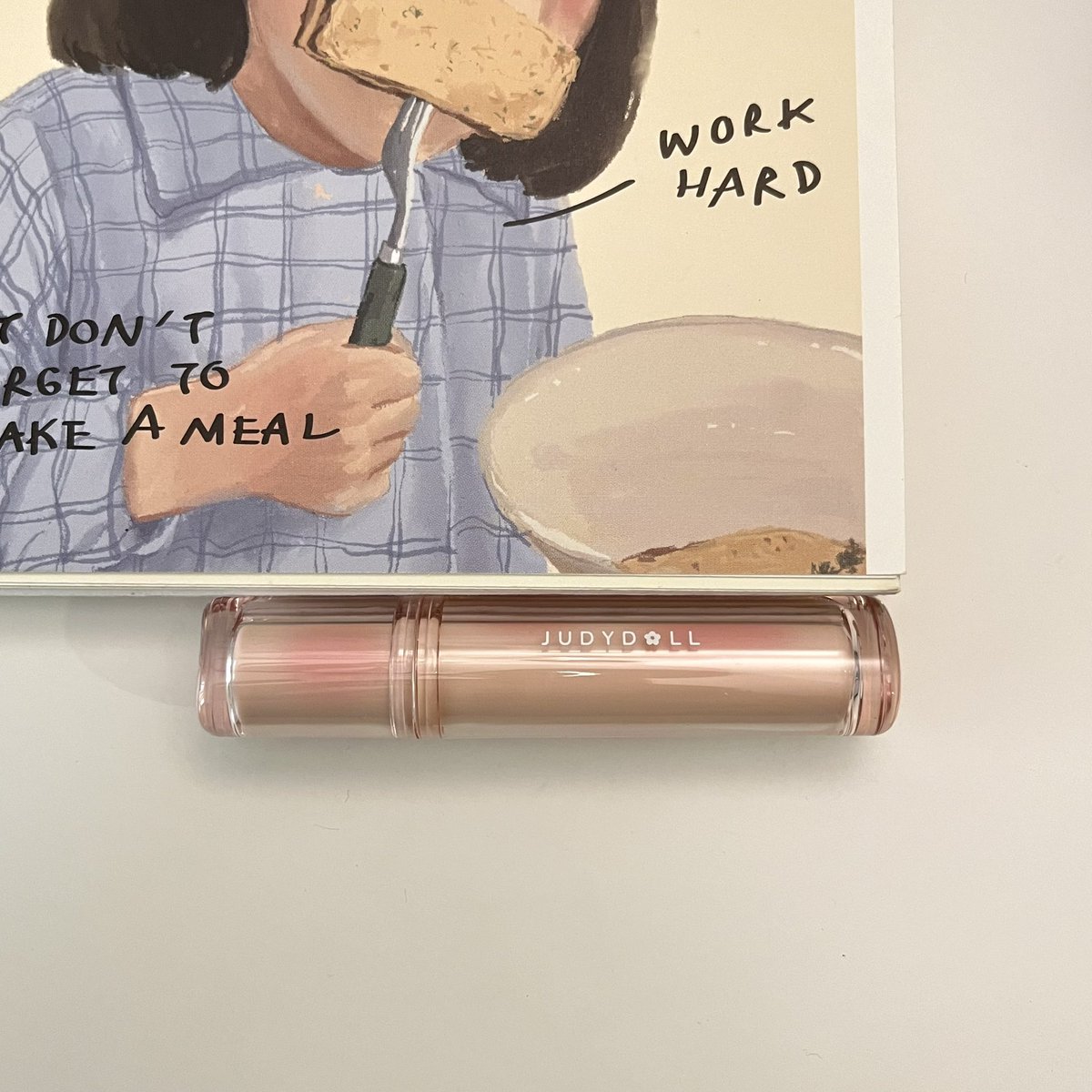 ifeelsopeach's tweet photo. ୨ৎ judydoll iced tea watery lip gloss #n03 guava 🍞🍊 

ลิป judydoll รุ่นนี้ฉ่ำวาวถูกใจพีชมากก เคยรีวิวไปแล้วรอบหนึ่ง สีน่ารัก สวยแบบสุภาพ natural look สุดๆ ทาง่ายด้วยคับ 🌷 ปากฉ่ำแบบถังหูลู่

🛋️ : https://t.co/lnmwO0YLOS https://t.co/nXm6tOkZJL