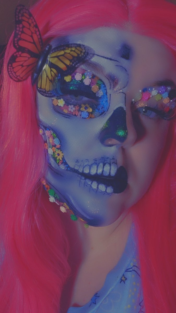 Karebearbake tweet media