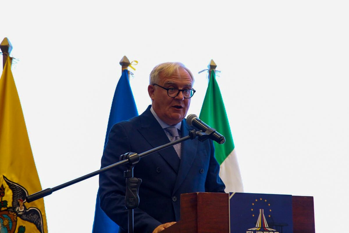 UEenEcuador's tweet photo. 📢¡Damos inicio al acto de clausura del Programa de Respuesta de Emergencia de la #UE para Fortalecer el Sistema Penitenciario de Ecuador! 🇪🇺🇪🇨🎉
Estamos listos para compartir los logros alcanzados y los esfuerzos conjuntos de este gran proyecto.
#actUEmos #Seguridad #EUsecurity https://t.co/8CmOQamWWl