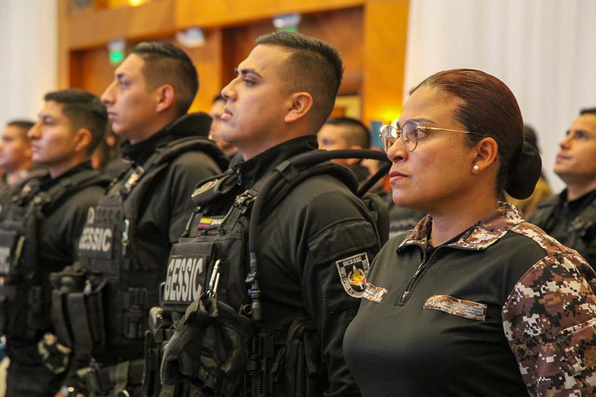 UEenEcuador's tweet photo. 📢¡Damos inicio al acto de clausura del Programa de Respuesta de Emergencia de la #UE para Fortalecer el Sistema Penitenciario de Ecuador! 🇪🇺🇪🇨🎉
Estamos listos para compartir los logros alcanzados y los esfuerzos conjuntos de este gran proyecto.
#actUEmos #Seguridad #EUsecurity https://t.co/8CmOQamWWl