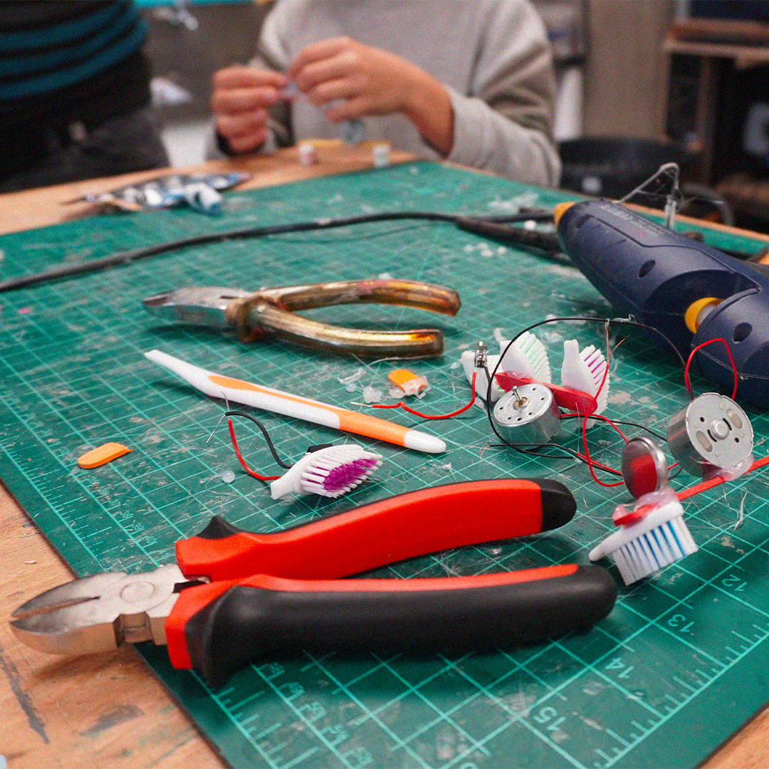 Retour sur les dernières vacances digitales de la saison 🥳

Un grand merci aux enfants d’avoir été là pour ces vacances riches en découvertes 🙌
Une semaine qui clôture parfaitement cette saison 😍

#saintex #reims #grandest #vacancesdigitales