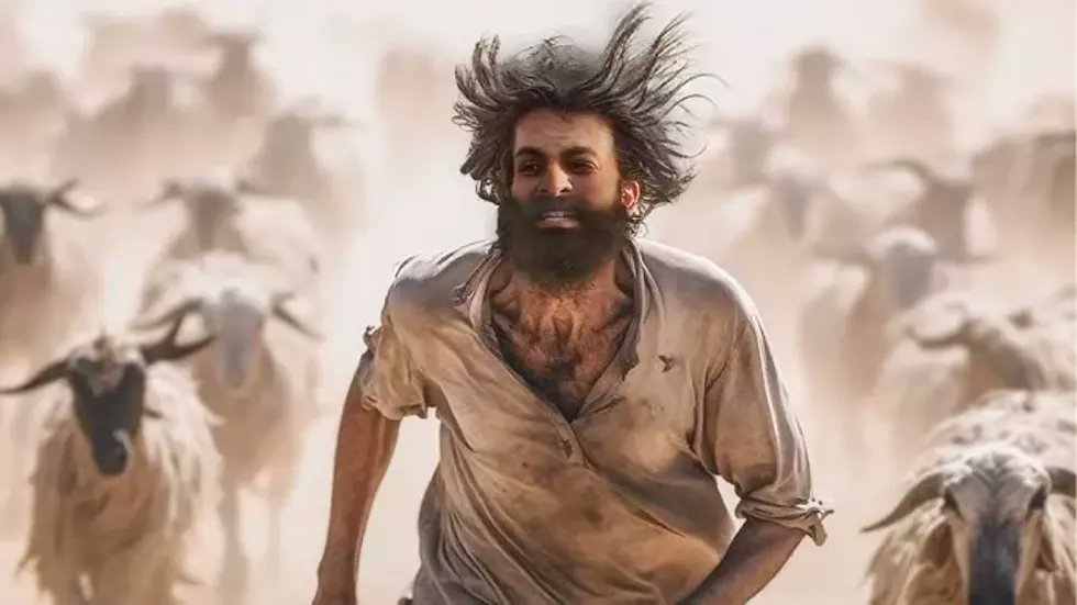 فيلم #حياة_الماعز عمل ضجة في السعودية
واثار حفيظة اجلاف الصحراء
من حكومات وناشطين واعلاميين وجمهور
خصوصا الجالية السعودية في (العراق)
عبالك الهندي حاجي عليهم مو على السعودية
المهم بغض النظر عن صحة ما جاء في الفيلم
لكن اريد ابين شي واحد فقط
في العراق منذ ٢٠ سنة وقبل العشرين
ايام