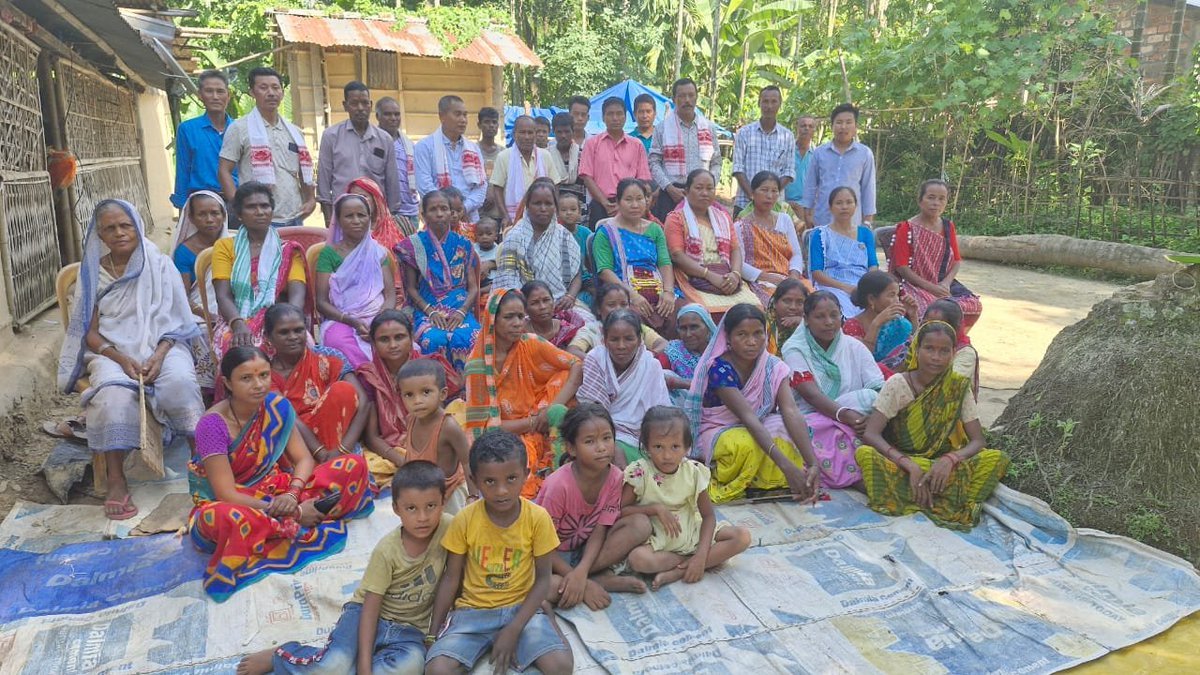 AAP4Assam's tweet photo. আজি পশ্চিম হাতীপুৰা নামতি মিচিং স্বায়ত্বশাসিত অঞ্চলৰ গাওঁবাসীয়ে বিজেপি, কংগ্ৰেছ আৰু ASDS ত্যাগ কৰি আজি আম আদমি পাৰ্টীত যোগদান কৰে। আমি সকলো গাওঁবাসীক আম আদমি পাৰ্টীলৈ স্বাগতম জনাইছোঁ।
#AAPForAssam #JoinAAP https://t.co/6DJCma0KXt