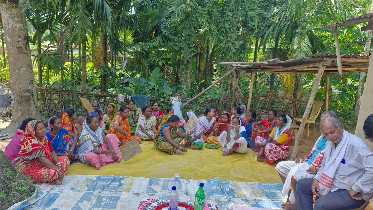 AAP4Assam's tweet photo. আজি পশ্চিম হাতীপুৰা নামতি মিচিং স্বায়ত্বশাসিত অঞ্চলৰ গাওঁবাসীয়ে বিজেপি, কংগ্ৰেছ আৰু ASDS ত্যাগ কৰি আজি আম আদমি পাৰ্টীত যোগদান কৰে। আমি সকলো গাওঁবাসীক আম আদমি পাৰ্টীলৈ স্বাগতম জনাইছোঁ।
#AAPForAssam #JoinAAP https://t.co/6DJCma0KXt