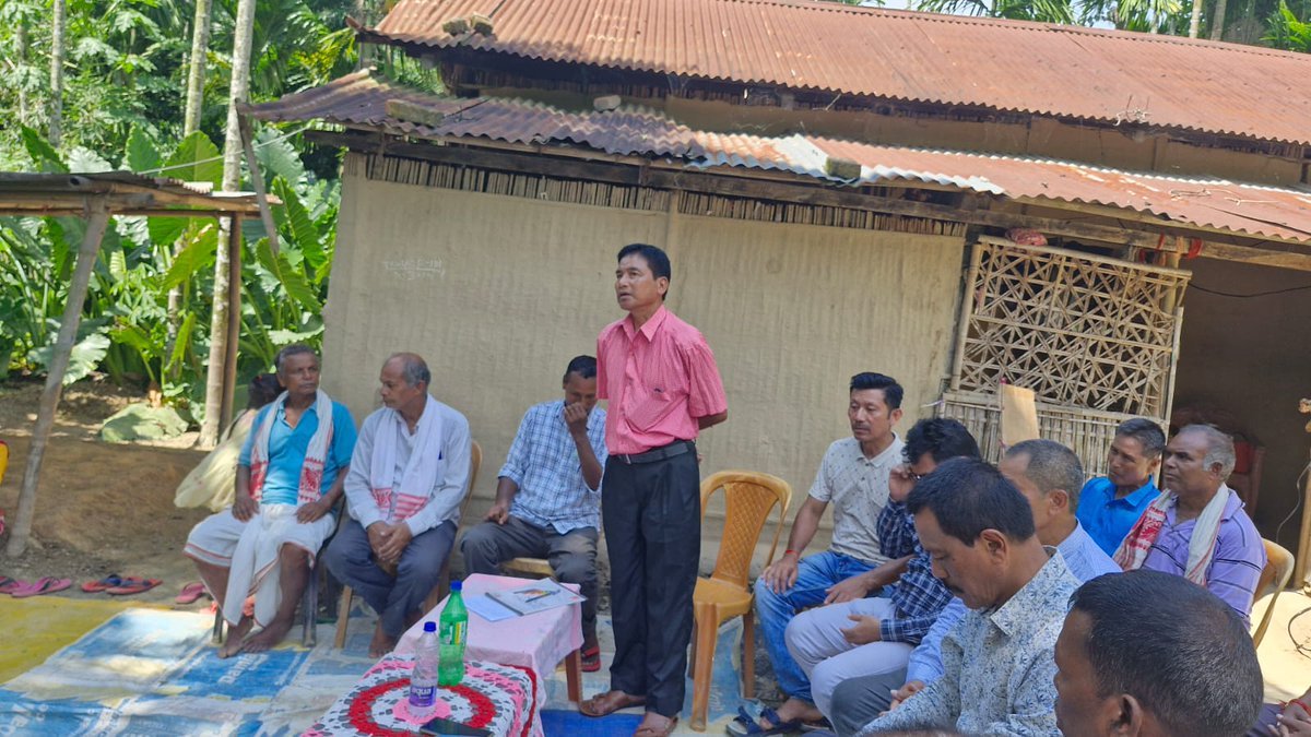 AAP4Assam's tweet photo. আজি পশ্চিম হাতীপুৰা নামতি মিচিং স্বায়ত্বশাসিত অঞ্চলৰ গাওঁবাসীয়ে বিজেপি, কংগ্ৰেছ আৰু ASDS ত্যাগ কৰি আজি আম আদমি পাৰ্টীত যোগদান কৰে। আমি সকলো গাওঁবাসীক আম আদমি পাৰ্টীলৈ স্বাগতম জনাইছোঁ।
#AAPForAssam #JoinAAP https://t.co/6DJCma0KXt