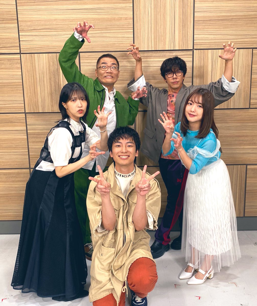 sumichannnn's tweet photo. 初めての特番で終始心臓バクバクでしたが、
優しい先輩方に囲まれてとても楽しかったです！！
またご一緒できるように努力努力‼️

ご視聴下さった皆様ありがとうございました！！
アニメの放送も引き続きよろしくお願いいたします🔥

#新米オッサン https://t.co/YJz60QaxID