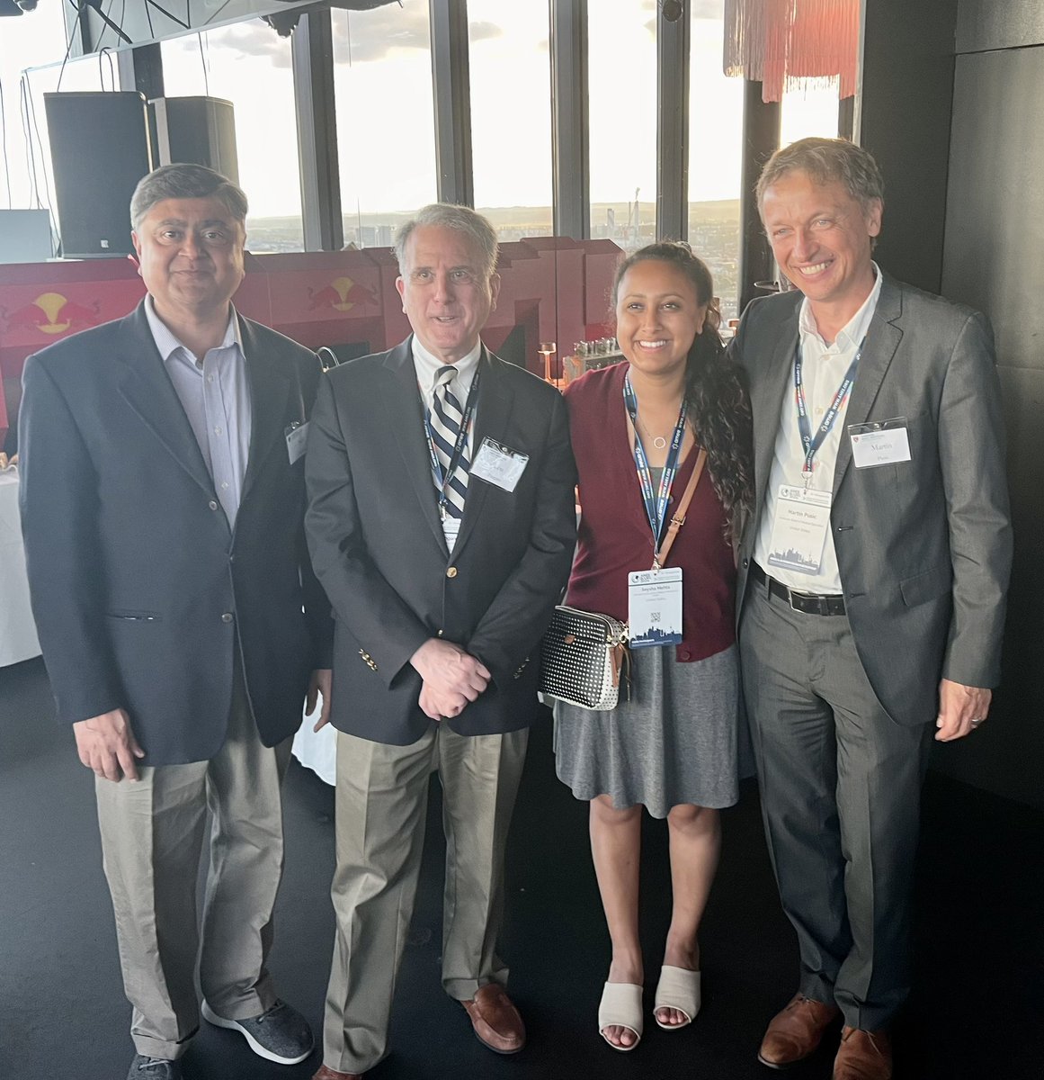 Seysha Mehta tweet media