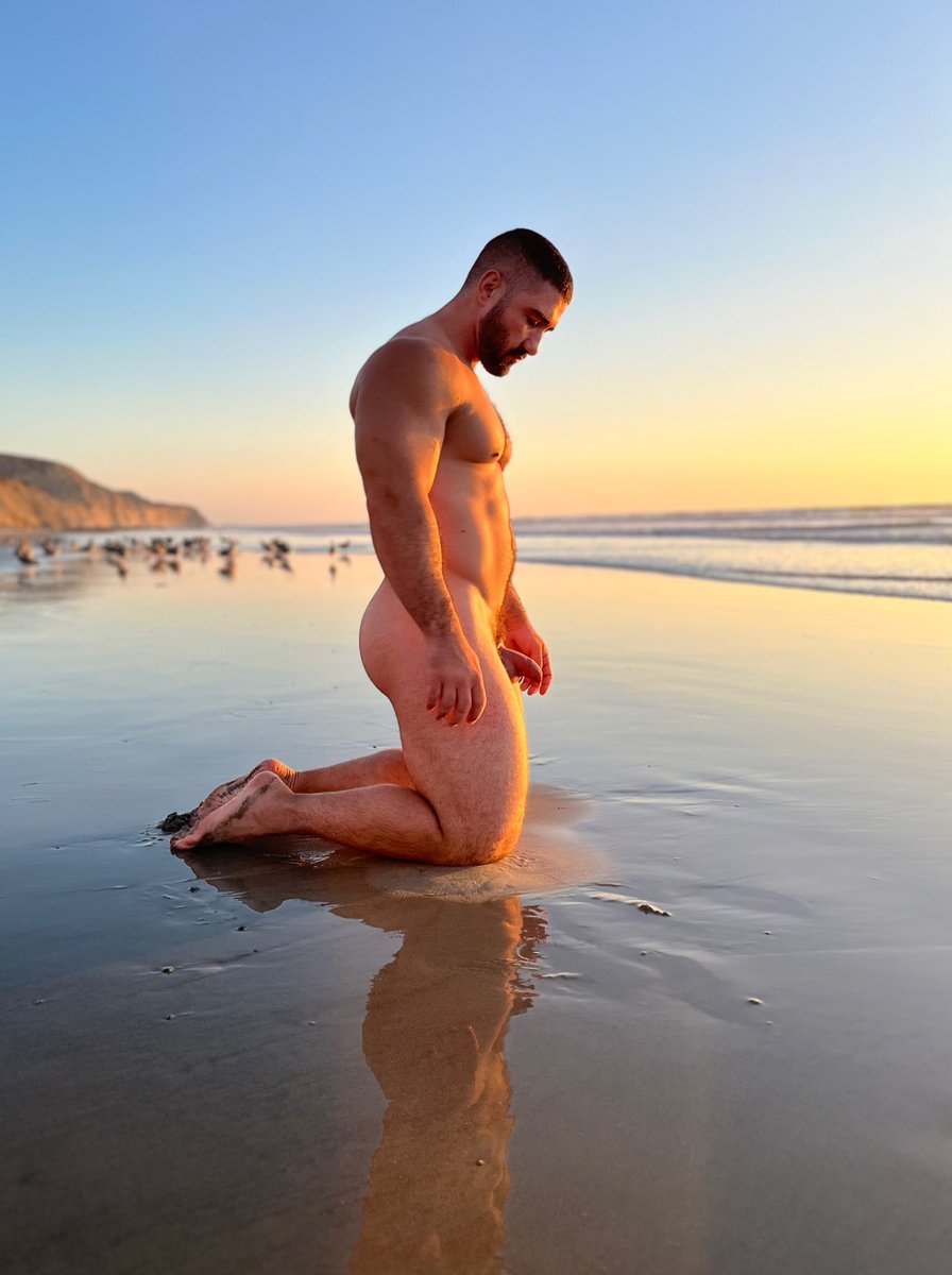 MarcoRubixxx's tweet photo. Last week of summer https://t.co/pg6FysEp9w