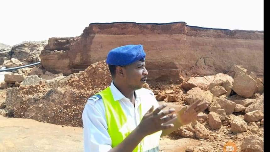 مرور الولاية الشمالية ينوه مستخدمى الطريق إلى  انجراف خط ظلط طريق كريمة ناوا  وتوقف حركة السير بكبرى الشكيل الكيلو ١٣بالقرب من قرية الدتى مماادى إلى انهيار للجسر الرابط بين كريمة والريف بالضفة الشرقية