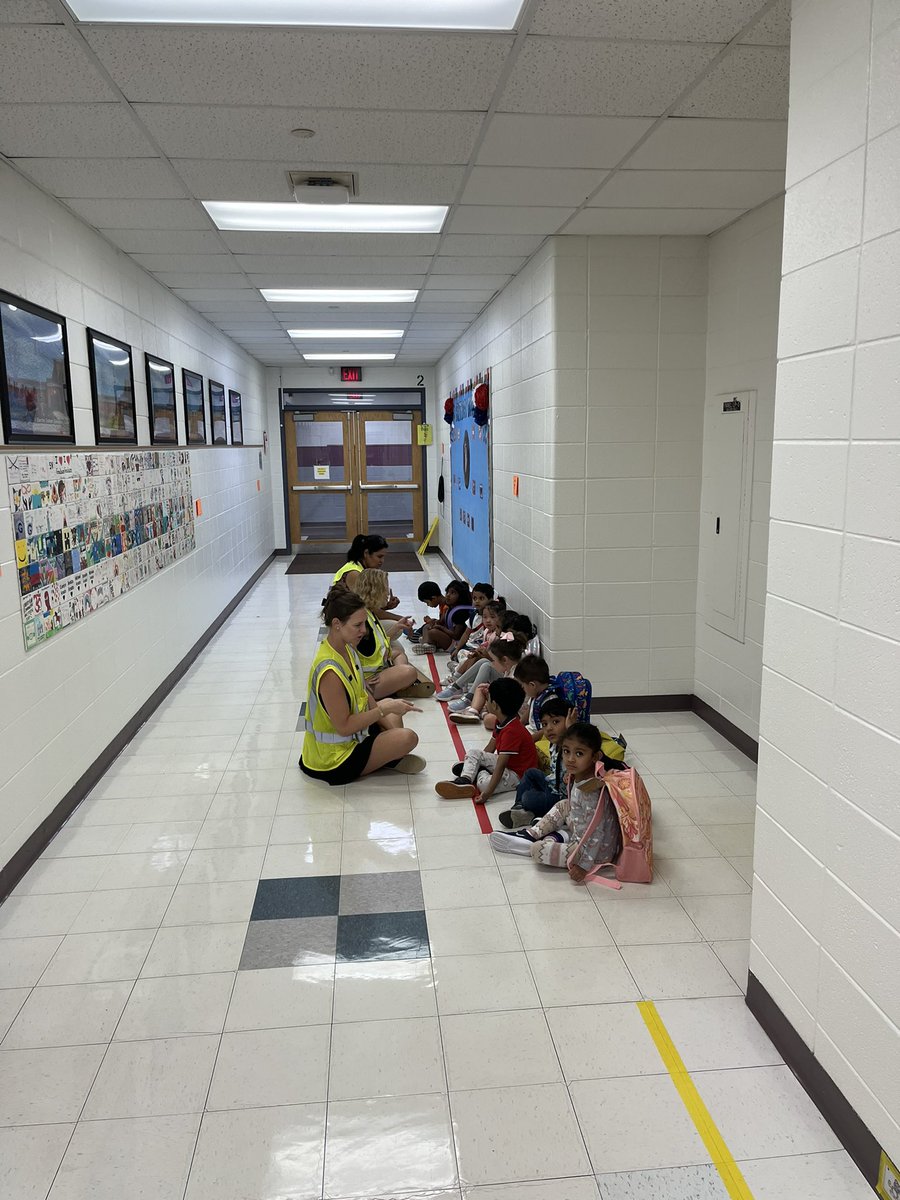 Graham Falcons returned this year to new playgrounds.    Students across all grade levels are excited about being in the school.   <a href="/ipsd204/">Indian Prairie 204</a> <a href="/GrahamElem204/">Graham Elementary School</a>