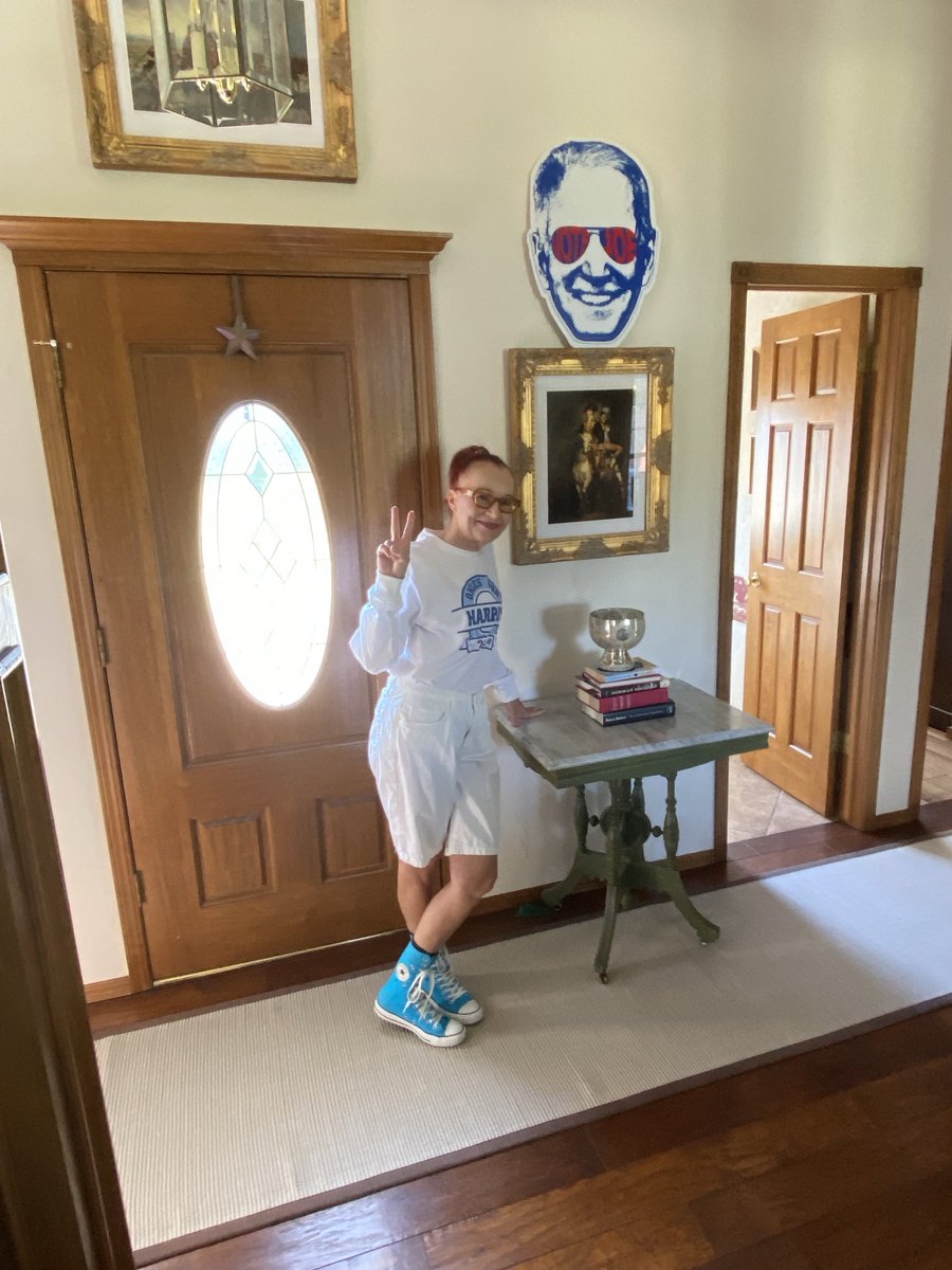 Jhogan552's tweet photo. #OKIES4Harris!!! Yeah, it’s a thing!
Oklahomans are ready to take our power back. We want better!
#GOPlahoma has got to go!
#DemsUnited https://t.co/jbZJxQXdyQ