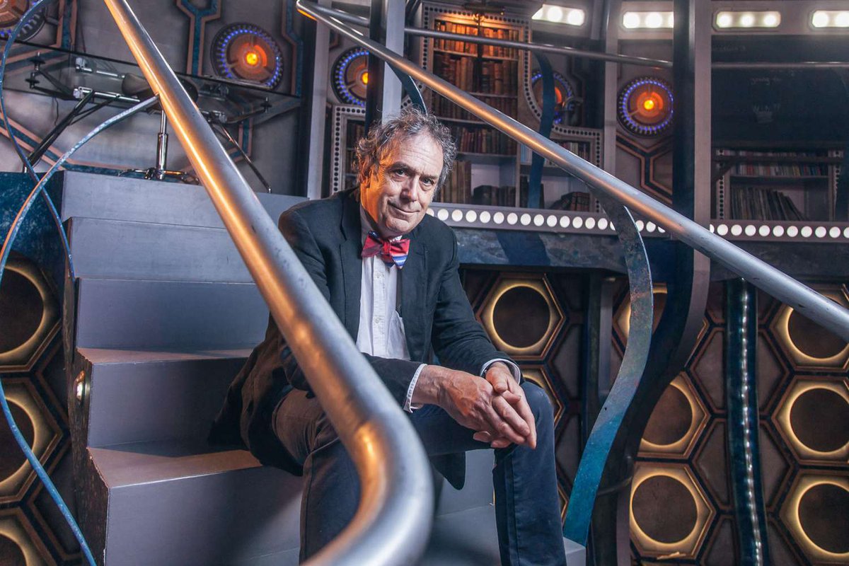 brinatello's tweet photo. August 27, 2018: While celebrating my birthday 🎂 @time_soulmates read the passing of #MichaelPickwoad, the Master Set Designer like for the gorgeous #TARDIS for #MattSmith and #PeterCapaldi. I reminisced with his friends like @rtalalay. He's still missed! https://t.co/O28I1he1d9 https://t.co/onFZTiSxXh