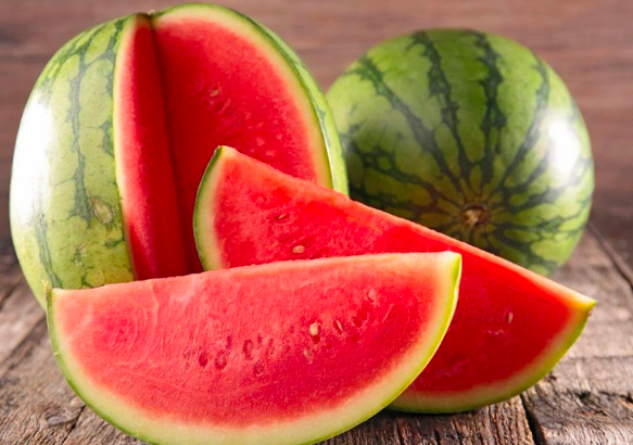 ChefLeander's tweet photo. Nutrition Facts!

As opposed to many fruits, watermelon has high levels of the potent antioxidants lycopene, beta-carotene, beta-cryptoxanthin, and lutein and zeaxanthin. These nutrients help support eye health, healthy blood pressure, and heart health! #TheMoreYouKnow https://t.co/g0nIsx3ock
