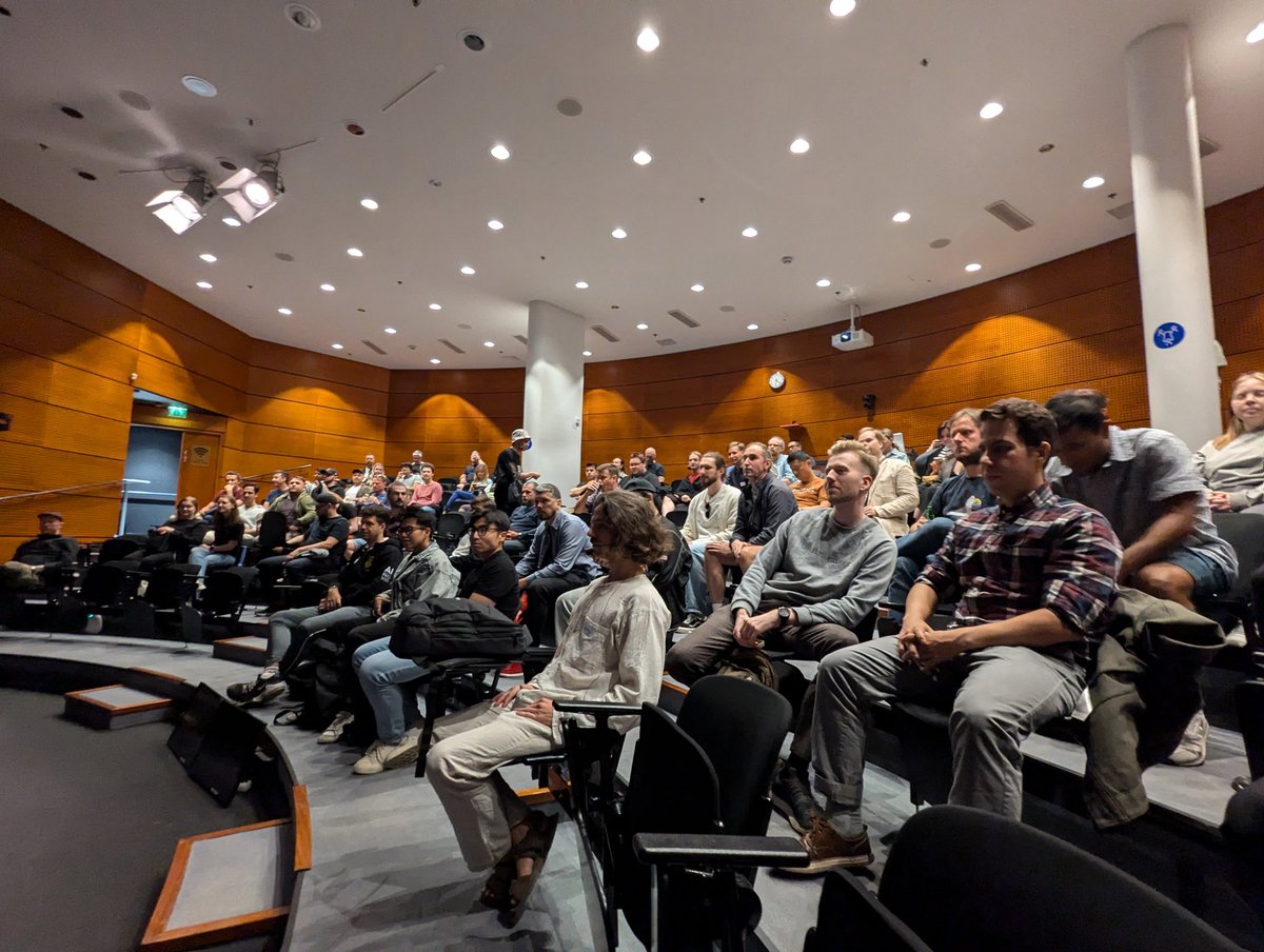 helsinkijs's tweet photo. HelsinkiJS is back after the summer! Thank you to @AlphaSenseInc and @emilraappana for hosting, as well as Evgeny, @fedor_tyurin and @Icekronik1993 for the talks. https://t.co/BjIAjNNTzh