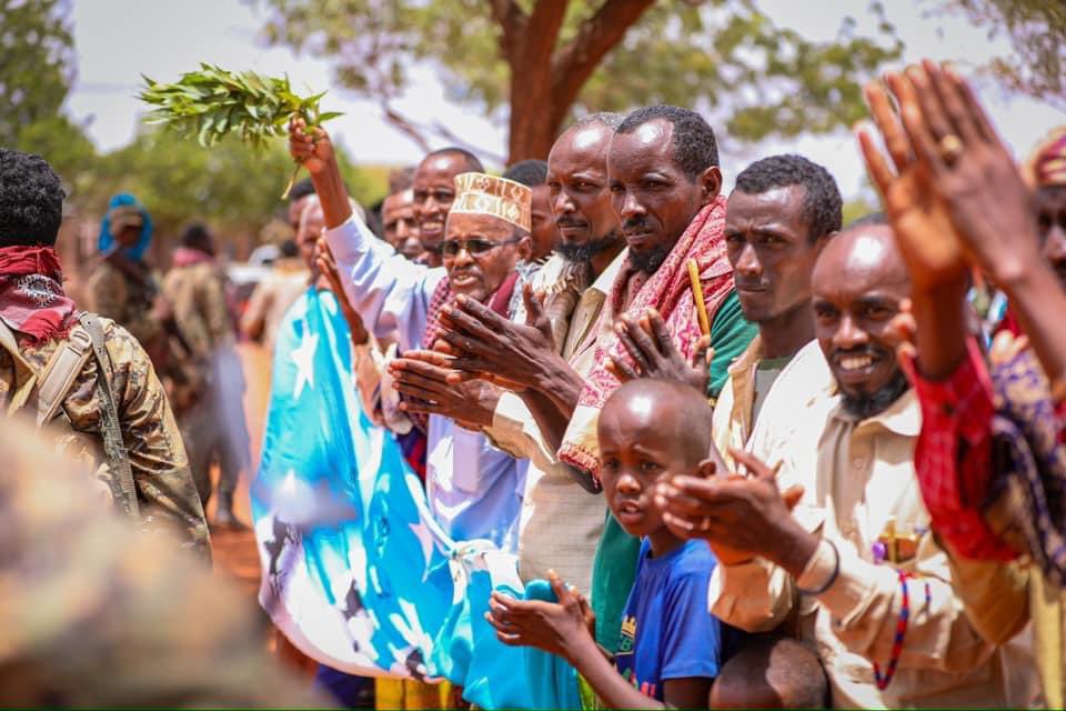 ahmedkaraash's tweet photo. Gobolka Cayn ayaan maanta safar kusoo gaadhay Caasimadiisa #Buuhoodle aniga soo maray degmada #widhwidh iyo #balihadhac ee Maamulka #ssckhaatumo, deeegaankan oo ay iigu dambaysay wakhti hore farxad gaar ah bay ii tahay imaanshihiisu. https://t.co/aeSCcWcZRw