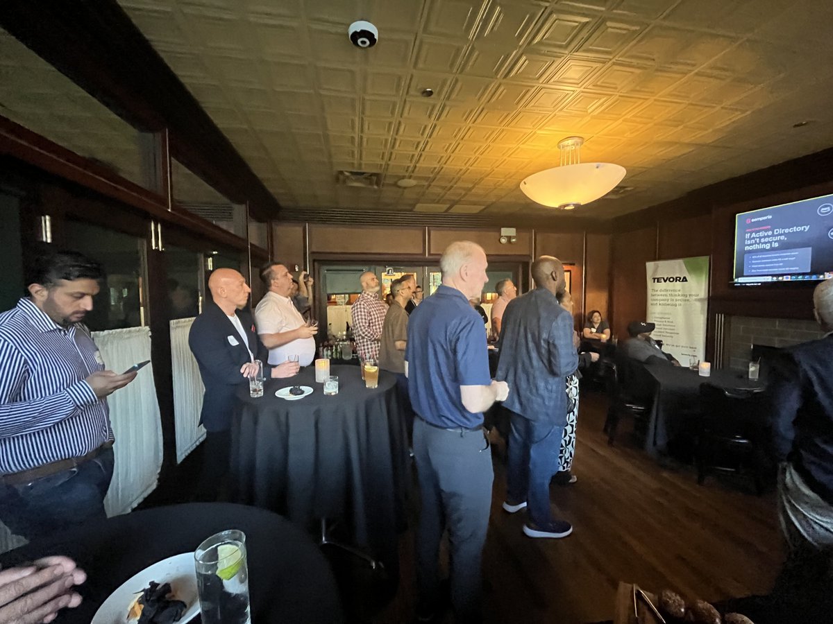 CraniumAi's tweet photo. What an awesome event in Chicago!
Our team had a wonderful time at Gibsonโs Steakhouse with Tevora, MightyID, and Semperis.
Thanks to all the security leaders who came. Nothing better than a steak dinner and custom Nikes! ๐
#Cranium #CraniumAI #Tevora https://t.co/0NGsjAgR8B