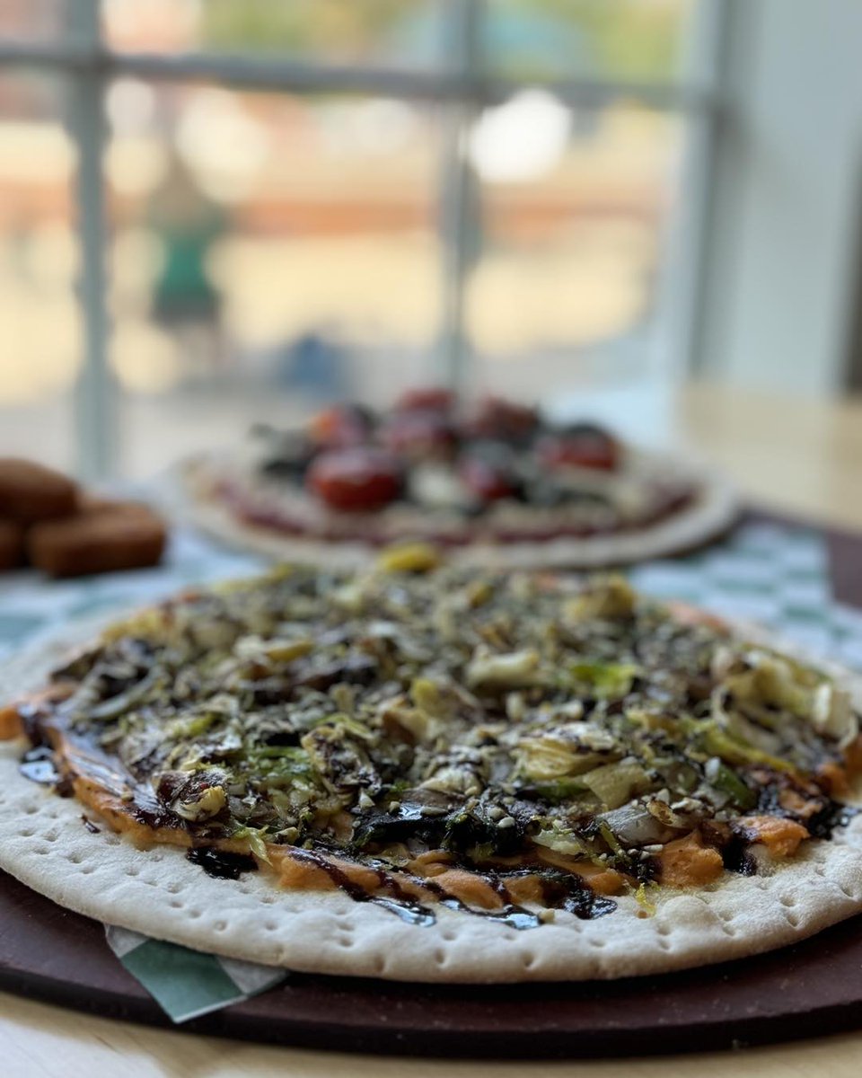 Looking for a vegan lunch?
West 82, located on the ground floor of Baker University Center, offers two vegan pizzas on cauliflower crust as well as vegan buffalo “wings”.
OHIO Culinary Services features plant forward options at all venues on the Athens campus.
#ohiofood #ohioeats