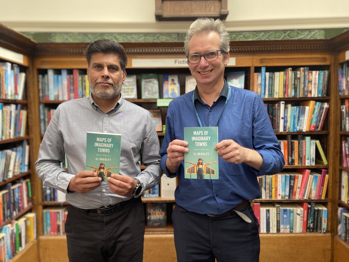 BradleyBooks's tweet image. Another ace Library Fact is that ... brace yourselves... 

authors GET PAID! every time you borrow their book from a library. It&apos;s TRUE! We love this, because it means getting our books out into the hands of YOU, the READER. #FlyToLibraries